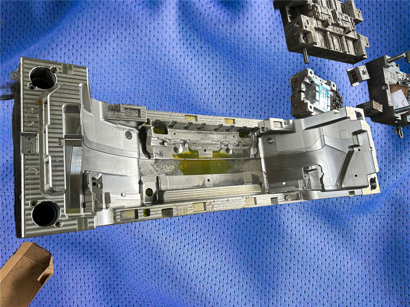 Gege Mould CNC machining center for precision mold tooling
