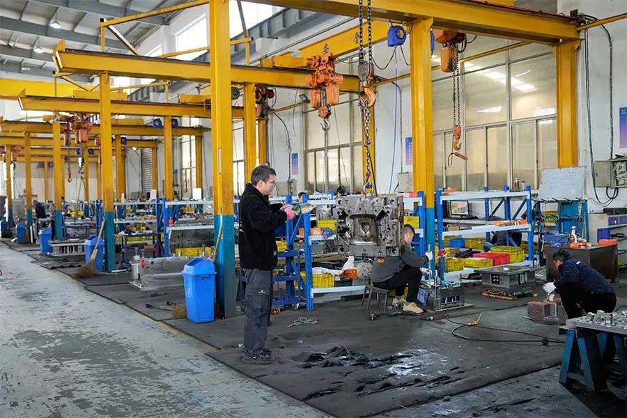 Gege Mould manufacturing workshop — organized production floor for injection mold manufacturing and tryout